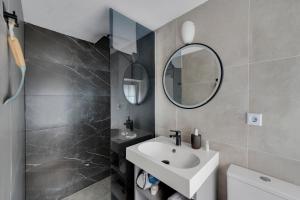 Stilvolle Apartments mit Kamin - Schlossblick und großer Terrasse 2-4 Zimmer 50-140qm - nahe A1 und Schloss Burg - Köln