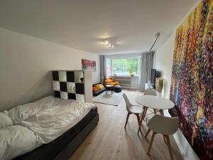 Design-Apt Köln City mit Beamer