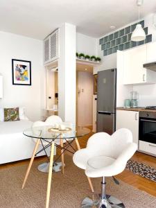 CityLife Area Charming Studio