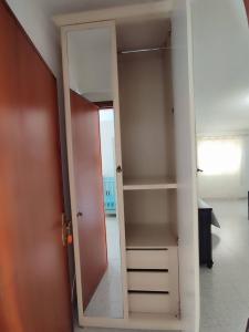 Family & Friends - Room 2 - Second Floor - shared bathroom