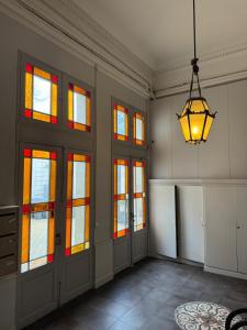 Vintage Apartment - Train Station & Comédie