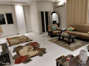 شقة روعة المقطم عدلى 2