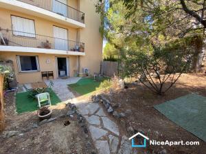 Nice hillside with 100 sqm private garden