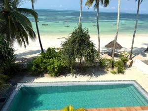 The Pearl - Beachfront Villa with Private Pool in Kiwengwa, Zanzibar