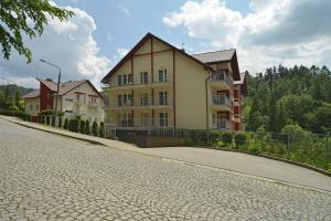 Przytulny Apartament Sun Seasons 24 w Wiśle z Balkonem by Noclegi Renters