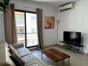 Stylish 2BDR Apartment in Sliema