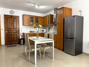 Stylish 2BDR Apartment in Sliema