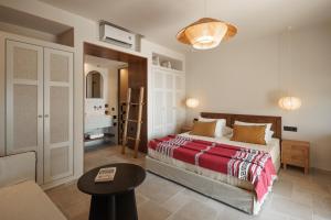 Phoenicia Nature Naxos