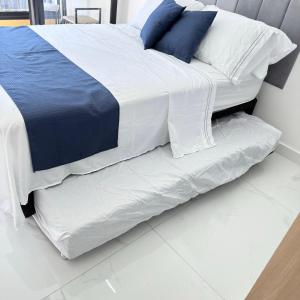 103NV Studio Liberdade SP 300 m Estação Liberdade acomoda ate 03 pessoas