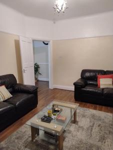 Mancunian Pride Villa