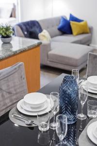 309 Secret City Sanctuary PrkingPoolView