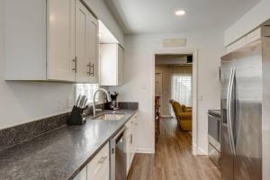 A Luxury Townhouse - Music RowDowntown Nashville