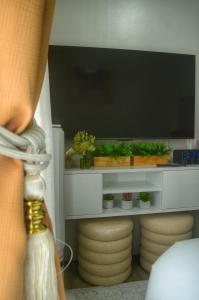 Mesavirre Garden Residences - Skybox Living