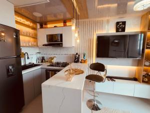 Top views, airport, Salitre, American embassy