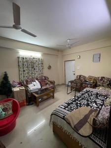 HIG Chitrapuri Hills