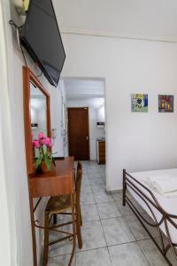 Apartments Theodoros 2