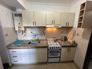 Departamento céntrico amplio con cochera incluida