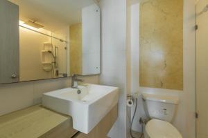 Atlatis condo 2 bedroom