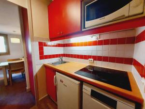 Confort et charme avec accès piscine à La Plagne - FR-1-351-265