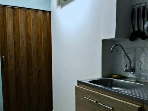 Estudio 1er Piso Parking Moto Cerca Parque Novios