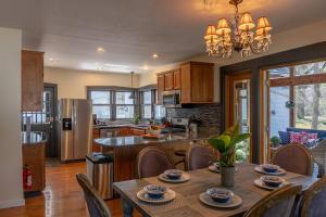 The Maple House Fully Fenced-in Yard!