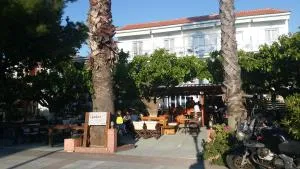 Mirtia Hotel - 米克洛