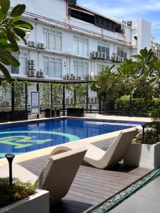 The QuietPad - A Stylish Studio, with Pool and Free Parking in Davao City Center