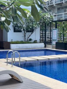 The QuietPad - A Stylish Studio, with Pool and Free Parking in Davao City Center