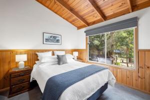 Mountain Hideaway by Halls Gap Accommodation