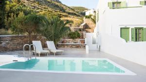 Xerolithia Land Sifnos Greece