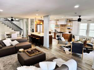 Beach Life in Belmont Shore