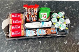 Luxury Central London Balcony 1-Bed Apt w Parking