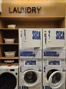 Studio com varanda Ar e Wifi à 6 min do Metrô Vergueiro