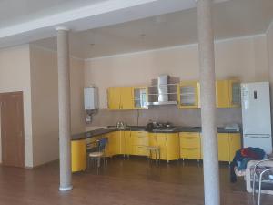 Котедж 2поверхи 140кв