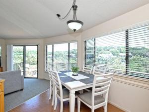 Lakefront Bungalow with Community PoolHot Tub #3