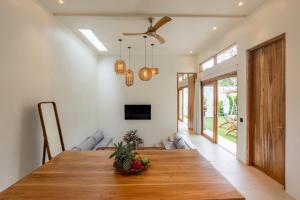 Amazing Villa close to Balangan beach with private pool and view