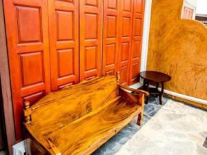 Wake Up at Muang Kao Boutique Hotel