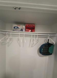 ArbyManies Place Newly Built Basement Apartment