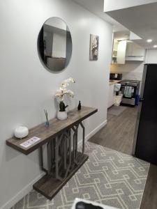ArbyManies Place Newly Built Basement Apartment