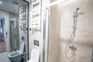 Stylish City Getaway - Immerse Yourself in Luxury