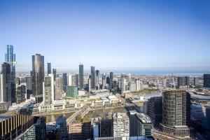 City Meets Ocean - 50th floor premium retreat