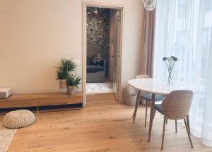 Premium 2 bedroom central home with ground floor terrace and a personal little cinema