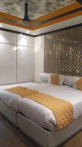 Hotel Royal Stay - Abraham Pandither Road