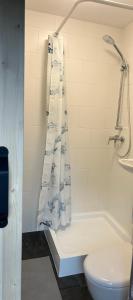 Glamping pod zámkem