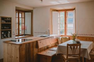 Hof Neuhaus Sebastion