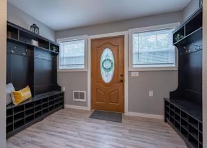 Little Buck Camp - Pet Friendly Game Room