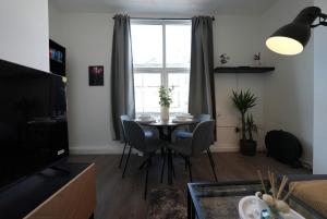 Cozy Urban Escape 2BR near Greenwich & Deptford
