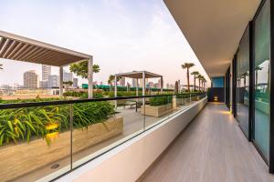 Venetian - Spacious 2BR with private terrace in JVC