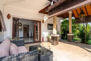 Tropical Villa Matahari - 500sqm private Garden Retreat with large Pool!