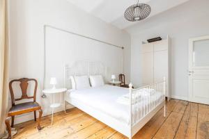 Bright Charming 2BD15Bath GalataTower Home! #257